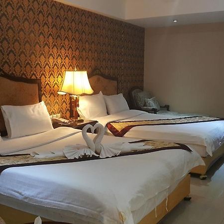 The Privi Suites Pattaya Extérieur photo