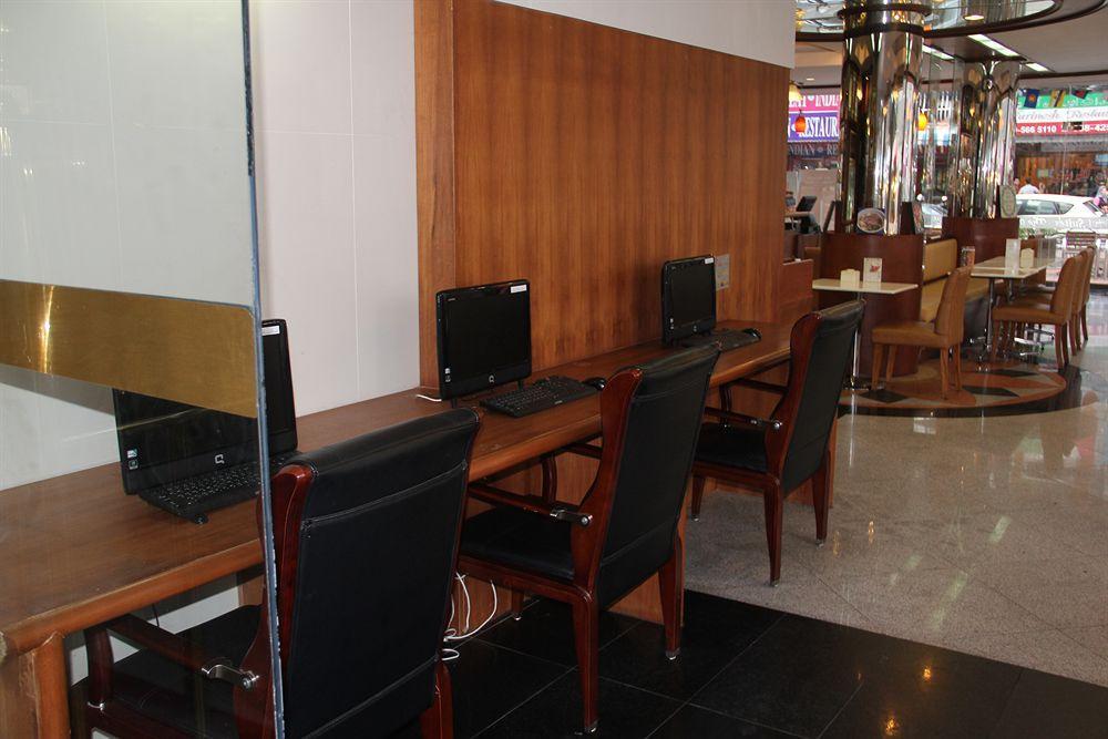 The Privi Suites Pattaya Extérieur photo