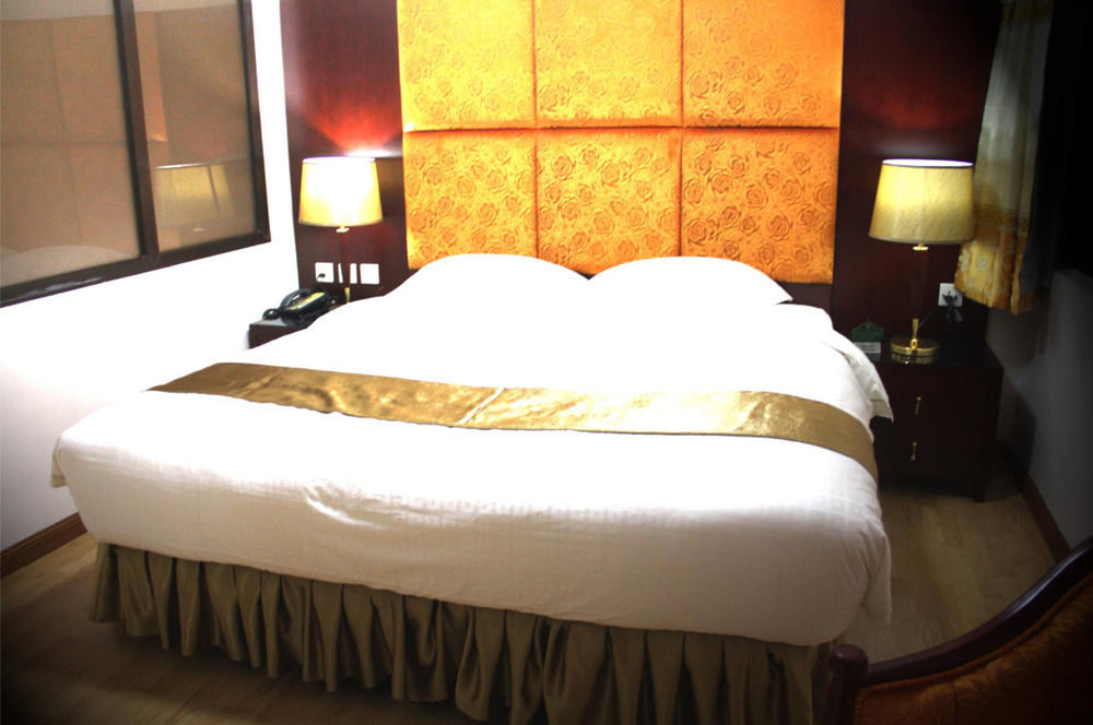 The Privi Suites Pattaya Extérieur photo