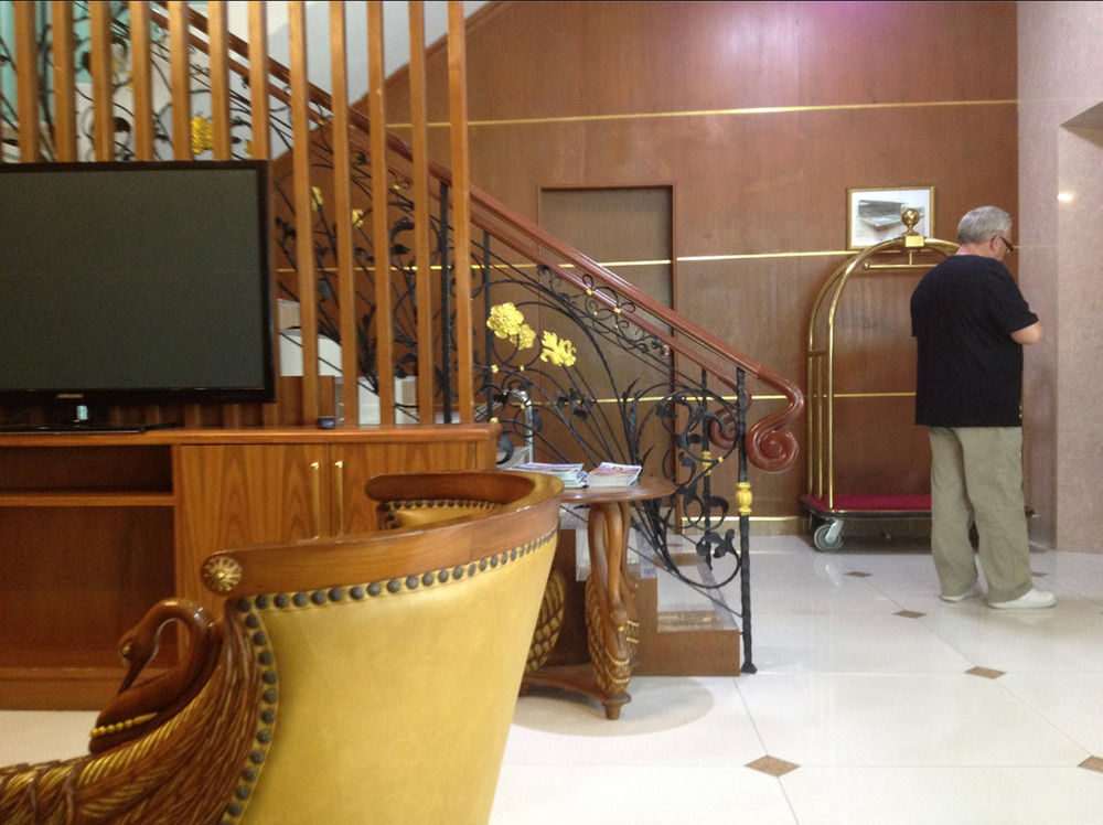 The Privi Suites Pattaya Extérieur photo