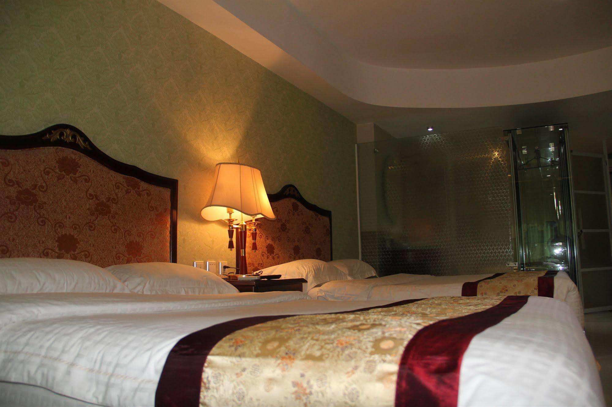 The Privi Suites Pattaya Extérieur photo